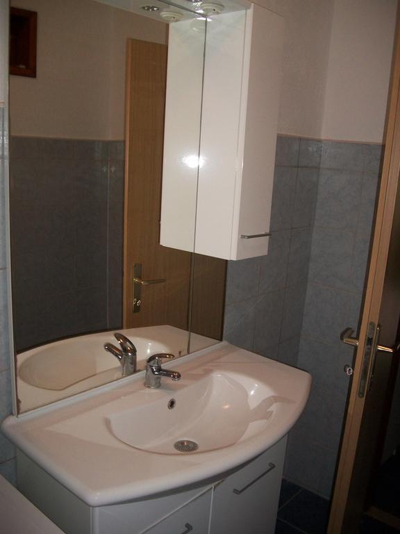 Apartment Luka Trogir Luaran gambar