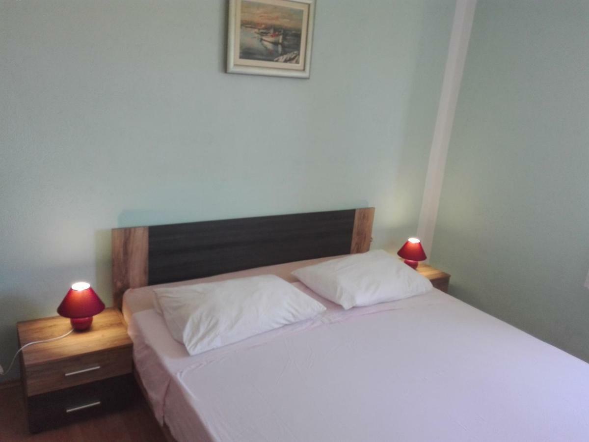Apartment Luka Trogir Luaran gambar