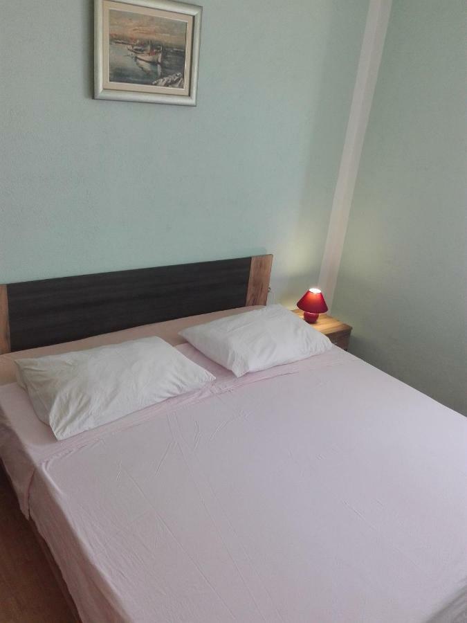 Apartment Luka Trogir Luaran gambar