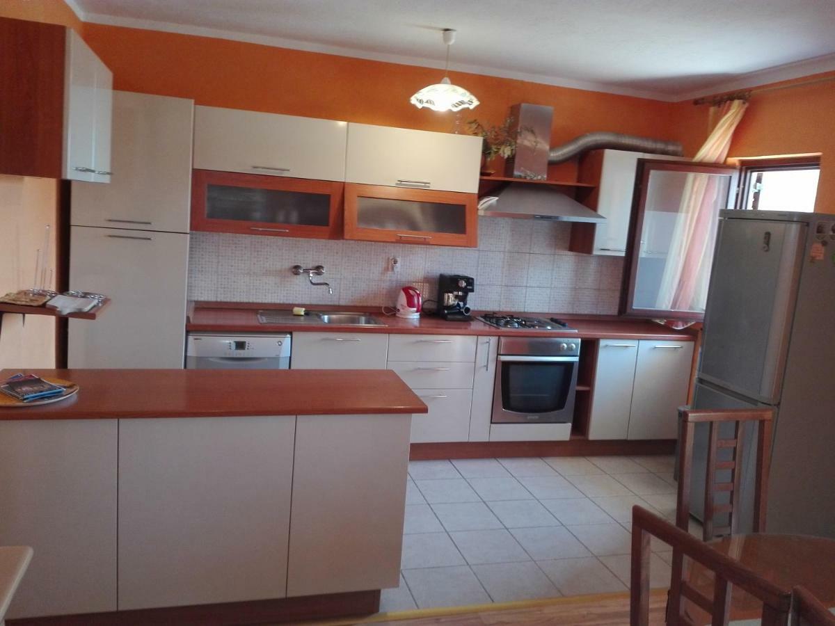 Apartment Luka Trogir Luaran gambar