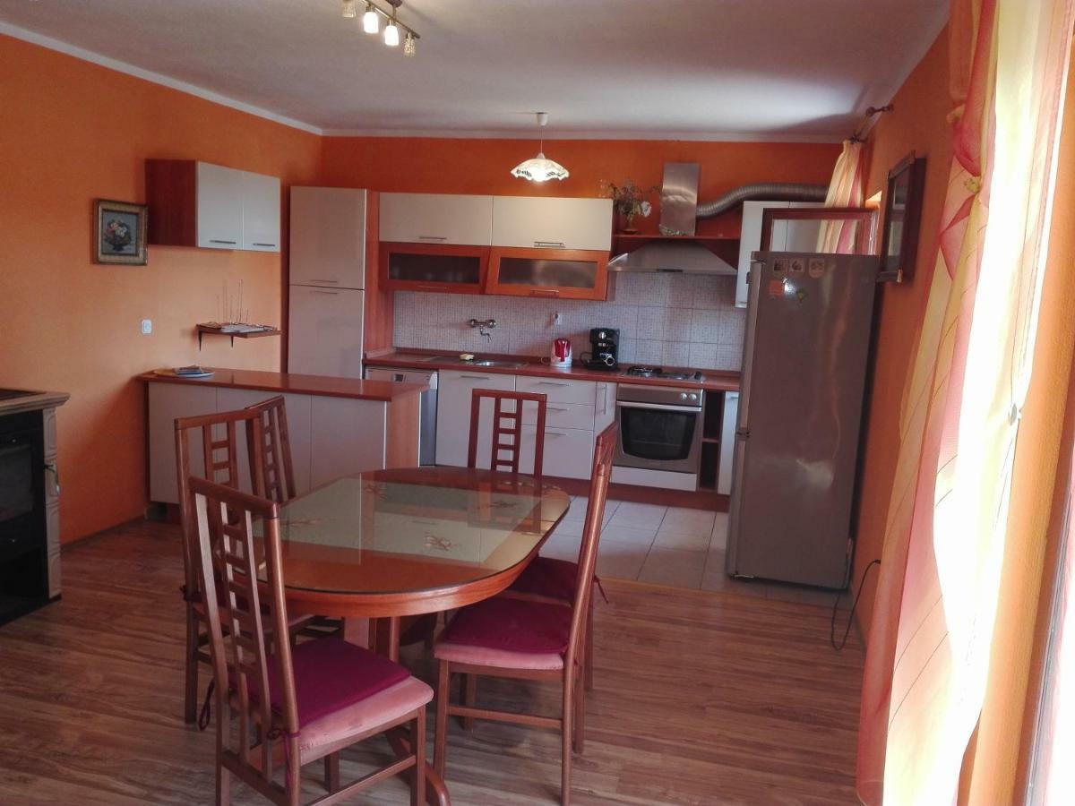 Apartment Luka Trogir Luaran gambar